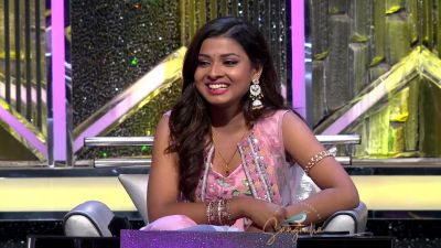 Arunita Kanjilal on SSS2 Day 2 pic (29)
Keywords: Arunita Kanjilal;Day 2;Episode 2;Superstar Singer Season 2