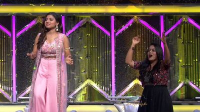 Arunita Kanjilal on SSS2 Day 2 pic (32)
Keywords: Arunita Kanjilal;Day 2;Episode 2;Superstar Singer Season 2