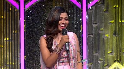 Arunita Kanjilal on SSS2 Day 2 pic (37)
Keywords: Arunita Kanjilal;Day 2;Episode 2;Superstar Singer Season 2