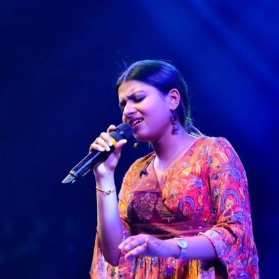 Indore Live Concert 2022 (1)
Arunita Kanjilal at Abhay Prashal Sports Club, Indore, India
Date: 9th April 2022
INDORE, MADHYA PRADESH, INDIA
Credit: Ashu yadav; Instagram @ashuphotographyofficial
Keywords: Indore Live Concert 2022, Abhay Prashal Sports Club, Indore, India, Arunita Kanjilal live at Indore