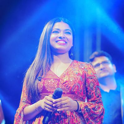 Indore Live Concert 2022 (4)
Arunita Kanjilal at Abhay Prashal Sports Club, Indore, India
Date: 9th April 2022
INDORE, MADHYA PRADESH, INDIA
Credit: Ashu yadav; Instagram @ashuphotographyofficial
Keywords: Indore Live Concert 2022, Abhay Prashal Sports Club, Indore, India, Arunita Kanjilal live at Indore