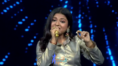 Appearance 5 episode 11 of Indian Idol 12 (24)
Arunita Kanjila's 5th appearance on the 11th episode of Indian Idol 12
Picture Courtesy: Set India 
Song: Man Kyu Behka
Broadcast Date: 2nd January 2021
Keywords: Arunita Kanjilal;Indian Idol 12;episode 11;Appearance 5