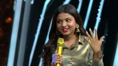 Appearance 5 episode 11 of Indian Idol 12 (3)
Arunita Kanjila's 5th appearance on the 11th episode of Indian Idol 12
Picture Courtesy: Set India 
Song: Man Kyu Behka
Broadcast Date: 2nd January 2021
Keywords: Arunita Kanjilal;Indian Idol 12;episode 11;Appearance 5