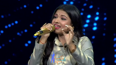 Appearance 5 episode 11 of Indian Idol 12 (35)
Arunita Kanjila's 5th appearance on the 11th episode of Indian Idol 12
Picture Courtesy: Set India 
Song: Man Kyu Behka
Broadcast Date: 2nd January 2021
Keywords: Arunita Kanjilal;Indian Idol 12;episode 11;Appearance 5