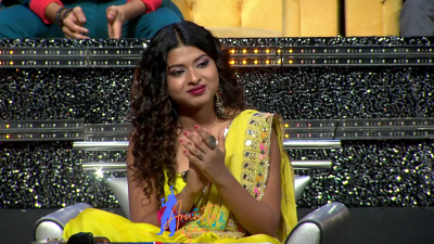 Arunita Kanjilal on SSS2 Day 33 pic- (17)
Captain Arunita Kanjilal's some special moments in Superstar Singer Season 2, Day 33
Broadcast Date: 13th August 2022
Picture Courtesy: Sony TV India
Keywords: Arunita Kanjilal;Day 33;Episode 33;Superstar Singer Season 2