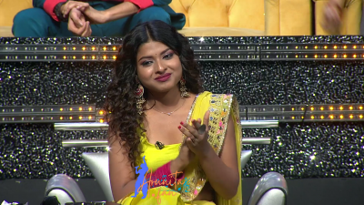 Arunita Kanjilal on SSS2 Day 33 pic- (19)
Captain Arunita Kanjilal's some special moments in Superstar Singer Season 2, Day 33
Broadcast Date: 13th August 2022
Picture Courtesy: Sony TV India
Keywords: Arunita Kanjilal;Day 33;Episode 33;Superstar Singer Season 2