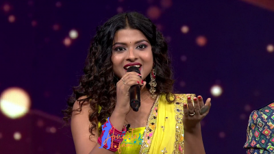 Arunita Kanjilal on SSS2 Day 33 pic- (20)
Captain Arunita Kanjilal's some special moments in Superstar Singer Season 2, Day 33
Broadcast Date: 13th August 2022
Picture Courtesy: Sony TV India
Keywords: Arunita Kanjilal;Day 33;Episode 33;Superstar Singer Season 2