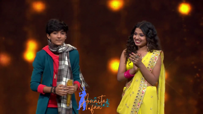 Arunita Kanjilal on SSS2 Day 33 pic- (36)
Captain Arunita Kanjilal's some special moments in Superstar Singer Season 2, Day 33
Broadcast Date: 13th August 2022
Picture Courtesy: Sony TV India
Keywords: Arunita Kanjilal;Day 33;Episode 33;Superstar Singer Season 2