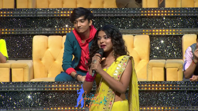 Arunita Kanjilal on SSS2 Day 33 pic- (7)
Captain Arunita Kanjilal's some special moments in Superstar Singer Season 2, Day 33
Broadcast Date: 13th August 2022
Picture Courtesy: Sony TV India
Keywords: Arunita Kanjilal;Day 33;Episode 33;Superstar Singer Season 2