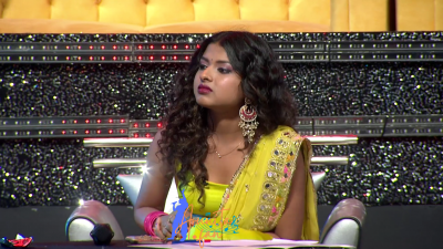 Arunita Kanjilal on SSS2 Day 33 pic- (9)
Captain Arunita Kanjilal's some special moments in Superstar Singer Season 2, Day 33
Broadcast Date: 13th August 2022
Picture Courtesy: Sony TV India
Keywords: Arunita Kanjilal;Day 33;Episode 33;Superstar Singer Season 2