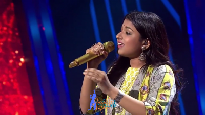Arunita Appearance 4 episode 10 of Indian Idol 12 (22)
Arunita Kanjilal's 4th Appearance was on episode 10 of Indian Idol 12
Song: Beeti Na Bitai Raina
Broastcast Date: 27th December 2020
Vishal, Himesh, Neha, and Badsha 
Guet: Hansal Mehta, and the actors, Pratik Gandhi, Shreya Dhanwanthary and Hemant Kher
Episode Name: Melodious Evening With Team Scam 1992
Keywords: Arunita Kanjilal;Appearance 4;episode 10;Indian Idol 12