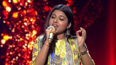 Arunita Appearance 4 episode 10 of Indian Idol 12 (27)
Arunita Kanjilal's 4th Appearance was on episode 10 of Indian Idol 12
Song: Beeti Na Bitai Raina
Broastcast Date: 27th December 2020
Vishal, Himesh, Neha, and Badsha 
Guet: Hansal Mehta, and the actors, Pratik Gandhi, Shreya Dhanwanthary and Hemant Kher
Episode Name: Melodious Evening With Team Scam 1992
Keywords: Arunita Kanjilal;Appearance 4;episode 10;Indian Idol 12