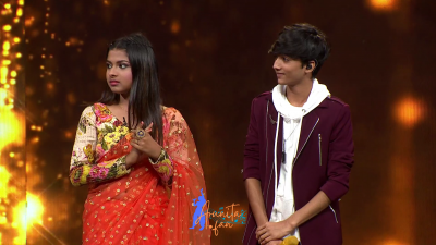 Arunita Kanjilal on SSS2 Day 35 pic- (6)
Captain Arunita Kanjilal's some special moments in Superstar Singer Season 2, Day 35
Broadcast Date: 20th August 2022
Picture Courtesy: Sony TV India
Keywords: Arunita Kanjilal;Day 35;Episode 35;Superstar Singer Season 2