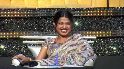 Arunita Kanjilal on SSS2 Day 37 pic- (2)
Captain Arunita Kanjilal's some special moments in Superstar Singer Season 2, Day 37
Broadcast Date: 27th August 2022
Picture Courtesy: Sony TV India
Keywords: Arunita Kanjilal;Day 37;Episode 37;Superstar Singer Season 2