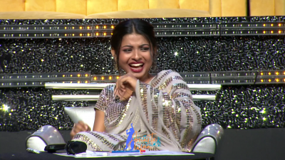 Arunita Kanjilal on SSS2 Day 37 pic- (9)
Captain Arunita Kanjilal's some special moments in Superstar Singer Season 2, Day 37
Broadcast Date: 27th August 2022
Picture Courtesy: Sony TV India
Keywords: Arunita Kanjilal;Day 37;Episode 37;Superstar Singer Season 2