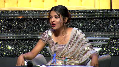 Arunita Kanjilal on SSS2 Day 38 pic- (2)
Captain Arunita Kanjilal's some special moments in Superstar Singer Season 2, Day 38
Broadcast Date: 28th August 2022
Picture Courtesy: Sony TV India
Keywords: Arunita Kanjilal;Day 38;Episode 38;Superstar Singer Season 2