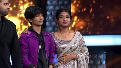 Arunita Kanjilal on SSS2 Day 38 pic- (31)
Captain Arunita Kanjilal's some special moments in Superstar Singer Season 2, Day 38
Broadcast Date: 28th August 2022
Picture Courtesy: Sony TV India
Keywords: Arunita Kanjilal;Day 38;Episode 38;Superstar Singer Season 2