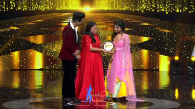 Arunita Kanjilal on SSS2 Day 39 pic- (17)
Captain Arunita Kanjilal's some special moments in Superstar Singer Season 2, Day 39
Broadcast Date: 3rd September 2022
Picture Courtesy: Sony TV India
Keywords: Arunita Kanjilal;Day 39;Episode 39;Superstar Singer Season 2