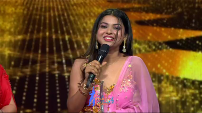 Arunita Kanjilal on SSS2 Day 39 pic- (25)
Captain Arunita Kanjilal's some special moments in Superstar Singer Season 2, Day 39
Broadcast Date: 3rd September 2022
Picture Courtesy: Sony TV India
Keywords: Arunita Kanjilal;Day 39;Episode 39;Superstar Singer Season 2