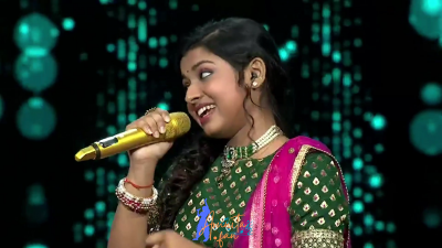 Appearance 6 on episode 12 of Indian Idol 12 (20)
Arunita Kanjilal's 6th appearance on the 12th episode of Indian Idol 12
Duet: Arunita Kanjila and Anushka Banerjee
Picture Courtesy: Set India
Song: Yeh Galiyan Yeh Chaubara
Broadcast Date: 3rd January 2021
Keywords: Arunita Kanjilal;Indian Idol 12;episode 12;Appearance 6