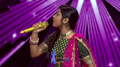 Appearance 7 on episode 12 of Indian Idol 12 (23)
Arunita Kanjilal's 7th appearance on the 12th episode of Indian Idol 12
Duet: Arunita Kanjila and Sahil Solanki
Picture Courtesy: Set India
Song: London Thumakda
Broadcast Date: 3rd January 2021
Keywords: Arunita Kanjilal;Indian Idol 12;episode 12;Appearance 7