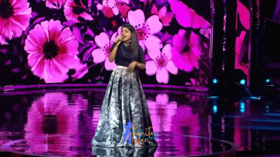 Appearance 8 episode 14 of Indian Idol 12 (14)
Arunita Kanjilal's 8th Appearance was on episode 14 of Indian Idol 12
Song: Ho Gaya Hai Tujhko To Pyar Sajna
Broadcast Date: 10th January 2021
Courtesy: Set India
Keywords: Set India;Arunita Kanjilal;Indian Idol 12;episode 14;Appearance 8