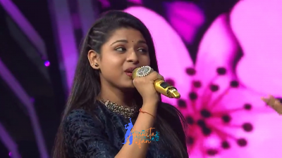 Appearance 8 episode 14 of Indian Idol 12 (27)
Arunita Kanjilal's 8th Appearance was on episode 14 of Indian Idol 12
Song: Ho Gaya Hai Tujhko To Pyar Sajna
Broadcast Date: 10th January 2021
Courtesy: Set India
Keywords: Set India;Arunita Kanjilal;Indian Idol 12;episode 14;Appearance 8