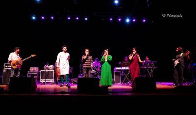 Arunita Kanjilal & MAGNIFICENT FOUR live in Lynn Auditorium (10)
Arunita Kanjilal, Sayli, Pawandeep, and Danish live in Lynn Auditorium, BOSTON, MA
13 November, 2022, 6PM
Lynn Memorial Auditorium
3 City Hall Square, Lynn, Massachusetts 01901
Host: Desai Entertainment
Credit: KV Photography
Keywords: MAGNIFICENT FOUR;USA TOUR 2022;Arunita Kanjilal, Boston;MA;Lynn Auditorium;Massachusetts