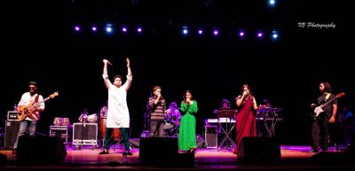 Arunita Kanjilal & MAGNIFICENT FOUR live in Lynn Auditorium (2)
Arunita Kanjilal, Sayli, Pawandeep, and Danish live in Lynn Auditorium, BOSTON, MA
13 November, 2022, 6PM
Lynn Memorial Auditorium
3 City Hall Square, Lynn, Massachusetts 01901
Host: Desai Entertainment
Credit: KV Photography
Keywords: MAGNIFICENT FOUR;USA TOUR 2022;Arunita Kanjilal, Boston;MA;Lynn Auditorium;Massachusetts