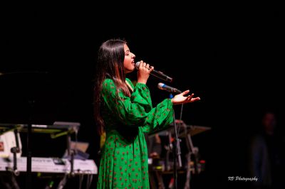 Arunita live in Lynn Auditorium (11)
Arunita Kanjilal live in Lynn Auditorium, BOSTON, MA
13 November, 2022, 6PM
Lynn Memorial Auditorium
3 City Hall Square, Lynn, Massachusetts 01901
Host: Desai Entertainment
Credit: KV Photography
Keywords: MAGNIFICENT FOUR;USA TOUR 2022;Arunita Kanjilal, Boston;MA;Lynn Auditorium;Massachusetts