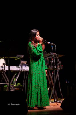 Arunita live in Lynn Auditorium (13)
Arunita Kanjilal live in Lynn Auditorium, BOSTON, MA
13 November, 2022, 6PM
Lynn Memorial Auditorium
3 City Hall Square, Lynn, Massachusetts 01901
Host: Desai Entertainment
Credit: KV Photography
Keywords: MAGNIFICENT FOUR;USA TOUR 2022;Arunita Kanjilal, Boston;MA;Lynn Auditorium;Massachusetts