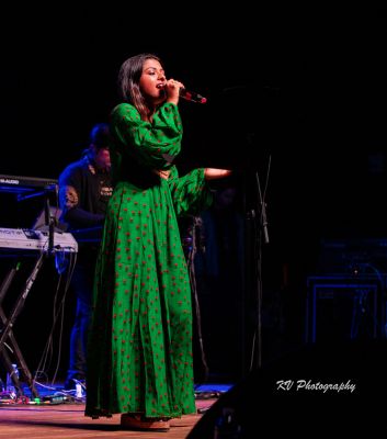 Arunita live in Lynn Auditorium (15)
Arunita Kanjilal live in Lynn Auditorium, BOSTON, MA
13 November, 2022, 6PM
Lynn Memorial Auditorium
3 City Hall Square, Lynn, Massachusetts 01901
Host: Desai Entertainment
Credit: KV Photography
Keywords: MAGNIFICENT FOUR;USA TOUR 2022;Arunita Kanjilal, Boston;MA;Lynn Auditorium;Massachusetts