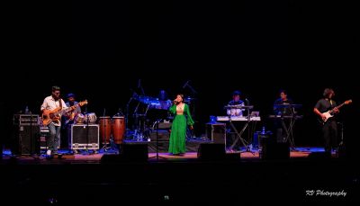 Arunita live in Lynn Auditorium (3)
Arunita Kanjilal live in Lynn Auditorium, BOSTON, MA
13 November, 2022, 6PM
Lynn Memorial Auditorium
3 City Hall Square, Lynn, Massachusetts 01901
Host: Desai Entertainment
Credit: KV Photography
Keywords: MAGNIFICENT FOUR;USA TOUR 2022;Arunita Kanjilal, Boston;MA;Lynn Auditorium;Massachusetts