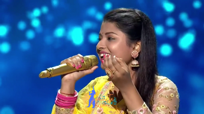 Appearance 9 episode 15 of Indian Idol 12 (31)
Arunita Kanjilal's 9th Appearance was on episode 15 of Indian Idol 12
Song: Aapki Ankhon Mein Kuch
Indian Idol 12, Episode 15
Date: 16th January 2021
Courtesy: Set India
Keywords: Set India;Arunita Kanjilal;Indian Idol 12;episode 15;Appearance 9