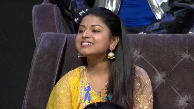 Appearance 9 episode 15 of Indian Idol 12 (5)
Arunita Kanjilal's 9th Appearance was on episode 15 of Indian Idol 12
Song: Aapki Ankhon Mein Kuch
Indian Idol 12, Episode 15
Date: 16th January 2021
Courtesy: Set India
Keywords: Set India;Arunita Kanjilal;Indian Idol 12;episode 15;Appearance 9