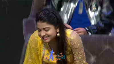 Appearance 9 episode 15 of Indian Idol 12 (6)
Arunita Kanjilal's 9th Appearance was on episode 15 of Indian Idol 12
Song: Aapki Ankhon Mein Kuch
Indian Idol 12, Episode 15
Date: 16th January 2021
Courtesy: Set India
Keywords: Set India;Arunita Kanjilal;Indian Idol 12;episode 15;Appearance 9
