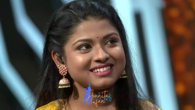 Appearance 10 episode 15 of Indian Idol 12 (47)
Arunita Kanjilal's 10th Appearance was on episode 15 of Indian Idol 12
Song: Is Mod Se Jate Hain
Indian Idol 12, Episode 15
Date: 16th January 2021
Courtesy: Set India
Keywords: Set India;Arunita Kanjilal;Indian Idol 12;episode 15;Appearance 10