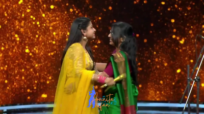 Appearance 10 episode 15 of Indian Idol 12 (52)
Arunita Kanjilal and Her Mother Sarbani Kanjilal
Indian Idol 12, Episode 15
Date: 16th January 2021
Courtesy: Set India
Keywords: Set India;Arunita Kanjilal;Indian Idol 12;episode 15;Appearance 10