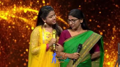 Appearance 10 episode 15 of Indian Idol 12 (73)
Arunita Kanjilal and Her Mother Sarbani Kanjilal
Indian Idol 12, Episode 15
Date: 16th January 2021
Courtesy: Set India
Keywords: Set India;Arunita Kanjilal;Indian Idol 12;episode 15;Appearance 10