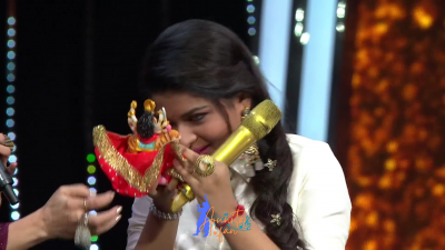 Appearance 12 episode 19 of Indian Idol 12 (58)
Arunita Kanjilal's 12th Appearance was on episode 19 of Indian Idol 12
Song: Agar Tum Saath Ho
Broadcast Date 30th January 2021
Courtesy: Set India; 
Keywords: Arunita Kanjilal;Indian Idol 12;episode 19;Appearance 12