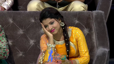 Appearance 13 episode 21 of Indian Idol 12 (7)
Arunita Kanjilal's 13th Appearance was on episode 21 of Indian Idol 12
Song: Mere Kismat Mein Tu
Broadcast Date: 6th February 2021
Courtesy: Set India
Keywords: Arunita Kanjilal;Indian Idol 12;episode 21;Appearance 13