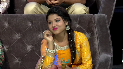 Appearance 14 episode 21 of Indian Idol 12 (2)
Arunita Kanjilal's 14th Appearance was on episode 21 of Indian Idol 12
Song: Soni Meri Soni Soni
Broadcast Date: 6th February 2021
Courtesy: Set India
Keywords: Arunita Kanjilal;Indian Idol 12;episode 21;Appearance 14