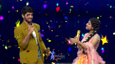 Appearance 16 episode 23 of Indian Idol 12 (31)
Arunita Kanjilal's 16th Appearance was on episode 23 of Indian Idol 12
Song: Aaya Saawan Jhoom Ke - आया सावन झूम के
Co-Singer: Nachiket Lele
Broadcast Date: 13th February 2021	
Judges: Vishal, Himesh and Neha	
Guests: Dharmendra And Asha ji
Name of the Episode: Dharmendra - Asha Special
Keywords: Arunita Kanjilal;Indian Idol 12;episode 23;Appearance 16