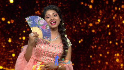 Appearance 16 episode 23 of Indian Idol 12 (36)
Arunita Kanjilal's 16th Appearance was on episode 23 of Indian Idol 12
Song: Aaya Saawan Jhoom Ke - आया सावन झूम के
Co-Singer: Nachiket Lele
Broadcast Date: 13th February 2021	
Judges: Vishal, Himesh and Neha	
Guests: Dharmendra And Asha ji
Name of the Episode: Dharmendra - Asha Special
Keywords: Arunita Kanjilal;Indian Idol 12;episode 23;Appearance 16