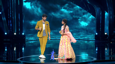 Appearance 16 episode 23 of Indian Idol 12 (9)
Arunita Kanjilal's 16th Appearance was on episode 23 of Indian Idol 12
Song: Aaya Saawan Jhoom Ke - आया सावन झूम के
Co-Singer: Nachiket Lele
Broadcast Date: 13th February 2021	
Judges: Vishal, Himesh and Neha	
Guests: Dharmendra And Asha ji
Name of the Episode: Dharmendra - Asha Special
Keywords: Arunita Kanjilal;Indian Idol 12;episode 23;Appearance 16