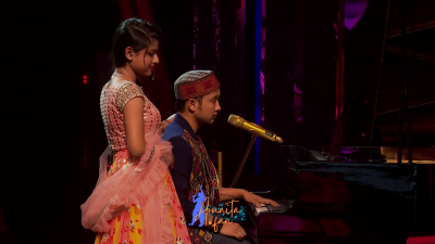 Appearance 17 episode 24 of Indian Idol 12 (9)
Arunita Kanjilal's 17th Appearance was on episode 24 of Indian Idol 12
Song: Pehla Nasha Pehla Khumar
Co-Singer: Pawandeep Rajan
Indian Idol 12, Episode 24
Broadcast Date: 14th February 2021
Host: Bharti Singh and Haarsh Limbachiyaa 
Episode Name: Love Special
Courtesy: Set India
Keywords: Arunita Kanjilal;Indian Idol 12;episode 24;Appearance 17