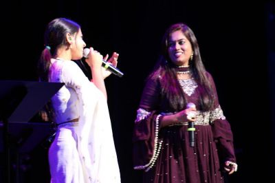 Arunita Kanjilal in Texas (18)
Arunita Kanjilal & Sayli Kamble
Live in Texas Concert
The Buddy Holly Hall of Performing Arts and Sciences
Credit: Atul Parvatiyar @atulparvat
30 October 2022
Keywords: MAGNIFICENT FOUR;USA TOUR 2022;Arunita Kanjilal, Texas