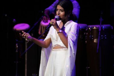 Arunita Kanjilal in Texas (28)
Arunita Kanjilal
Live in Texas Concert
The Buddy Holly Hall of Performing Arts and Sciences
Credit: Atul Parvatiyar @atulparvat
30 October 2022
Keywords: MAGNIFICENT FOUR;USA TOUR 2022;Arunita Kanjilal, Texas