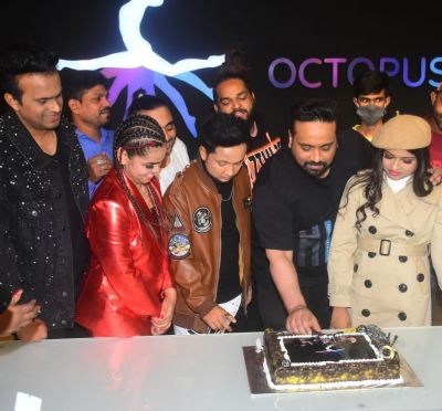 Arunita Kanjilal with Raj Surani, 18th of August at Octopus Entertainment
The press conference held on the 18th of August at Octopus Entertainment.
Date: August 18, 2021
Credit: Octopus Entertainment
Keywords: Octopus Entertainment;Arunita Kanjilal