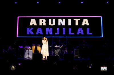 Arunita Kanjilal live in concert in Atlantic City (10)
Arunita Kanjilal live in concert in Atlantic City, NJ
12 November, 2022, 8PM
Sound Wave Theater Hard Rock Casino
1000 Boardwalk, Atlantic City, NJ 08401
Host: Sai USA Inc
Credit: Friday Films
Keywords: MAGNIFICENT FOUR;USA TOUR 2022;Arunita Kanjilal, Atlantic City, New Jersey